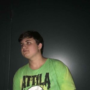 Meet your Posher, Ethan